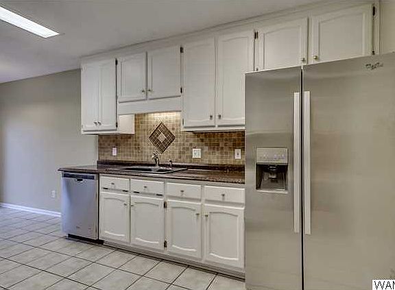 2nd image of 621 Lanier Pl