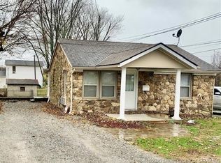 7908 County Line Rd, Sellersburg, IN 47172