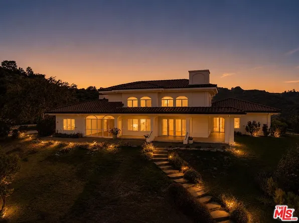 21965 Saddle Peak Rd, Topanga, CA 90290