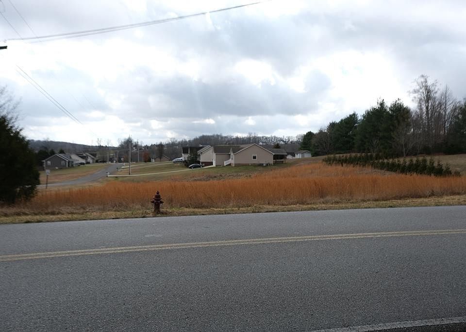 2nd image of 1995 Paran Rd E Lot 4