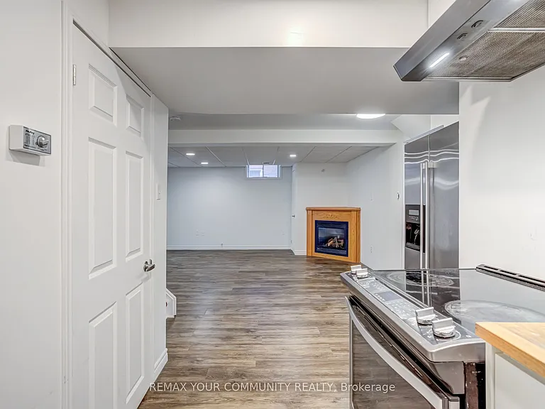 47 McVeigh Dr #LOWER — Photo 8