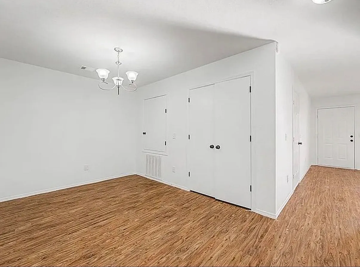 3 bed, 1250 sqft, $1,495 — Photo 4