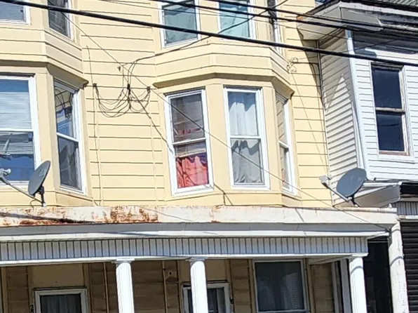 18 S Shamokin St, Shamokin, PA 17872
