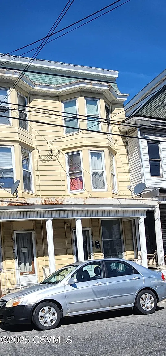 18 S Shamokin St photo 1
