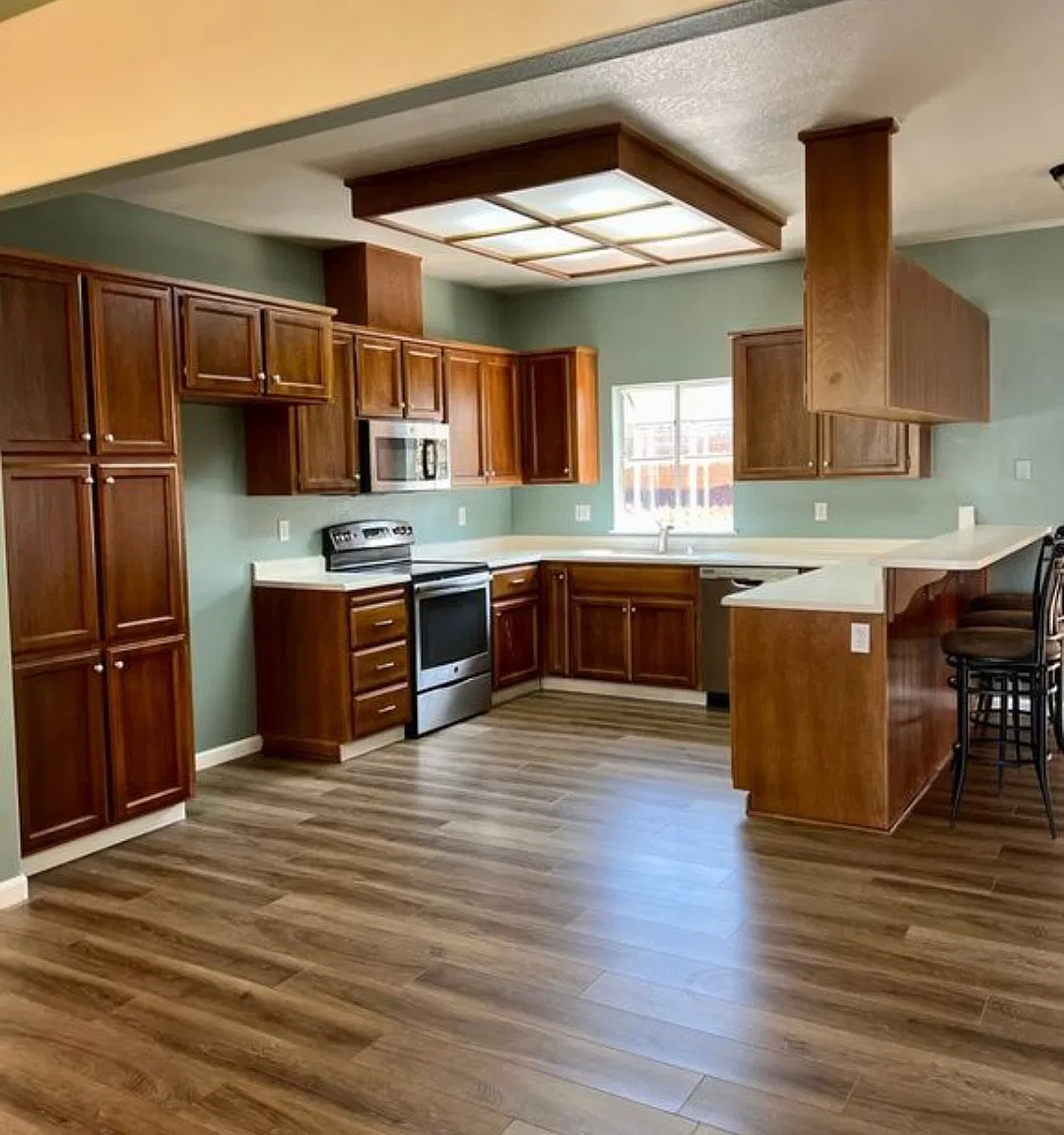 110 Cottage Pl — Photo 3