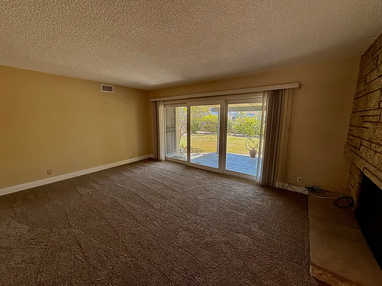 1872 W Chalet Ave — Photo 12