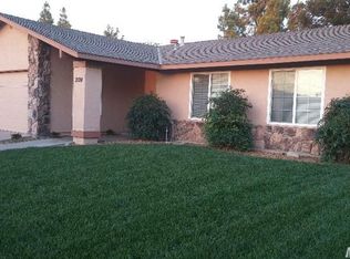 2124 Venus Dr, Ceres, CA 95307
