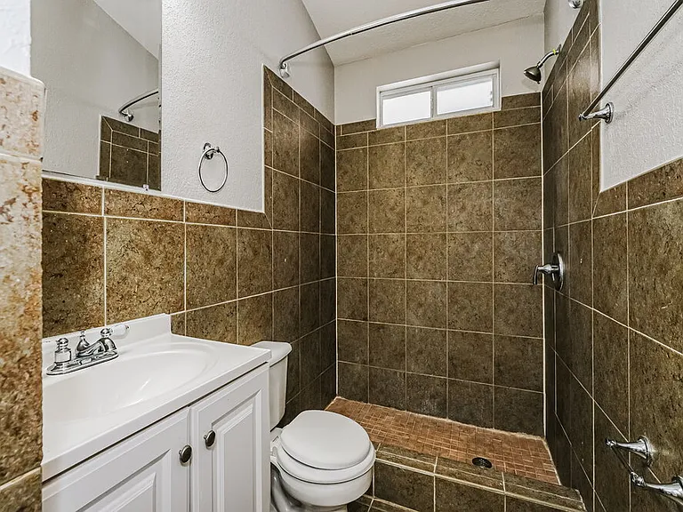 9599 Lupine Ave — Photo 14