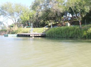 3948 Reagan Ln, Robstown, TX 78380