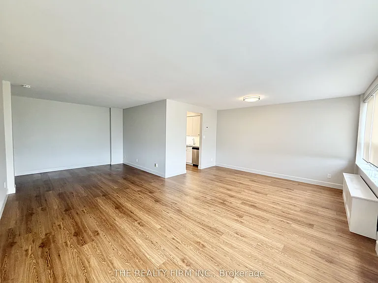 10 Beechwood Pl #801 — Photo 2