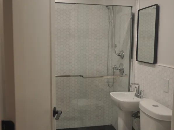 212 East 77th Street 1A image 3 of 11