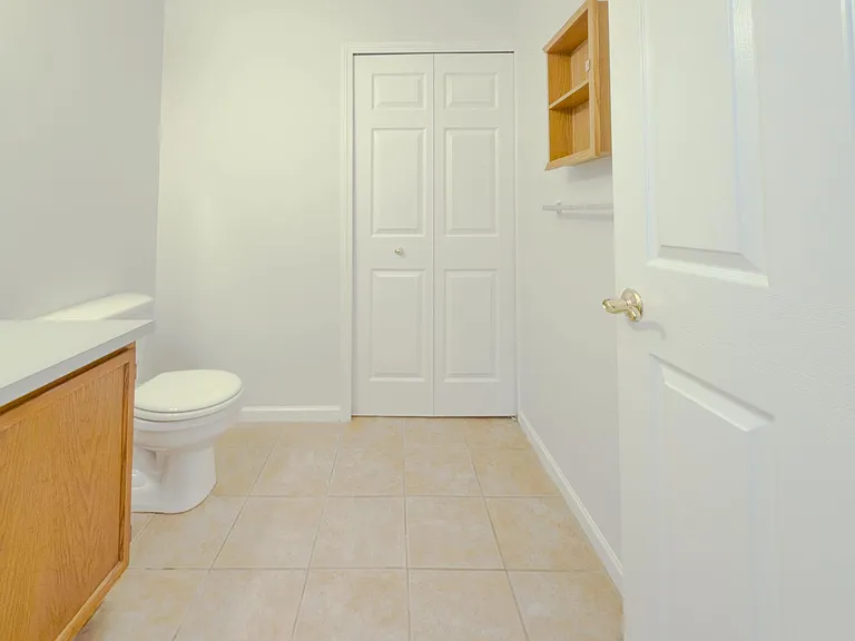 4306 Maple St — Photo 16