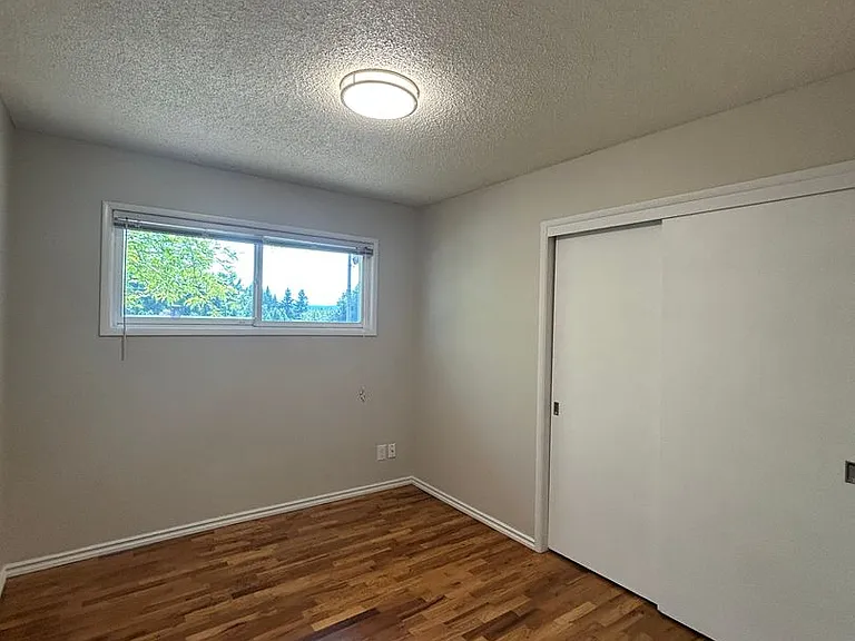 2407 Burcham St — Photo 10