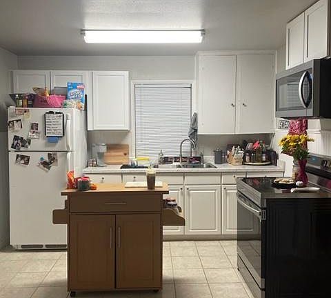 2nd image of 418 1/2 S West St #2