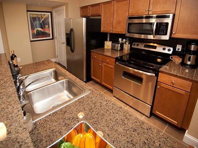 Standard Life Flats — Photo 2