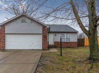 2749 S Pine Meadows Dr, Bloomington, IN 47403