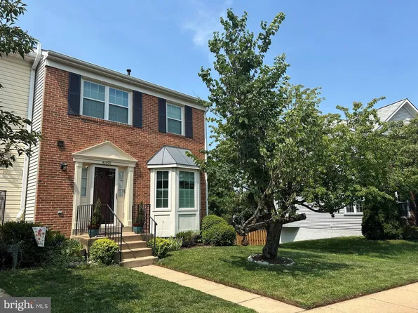 43498 Blacksmith Sq, Ashburn, VA 20147