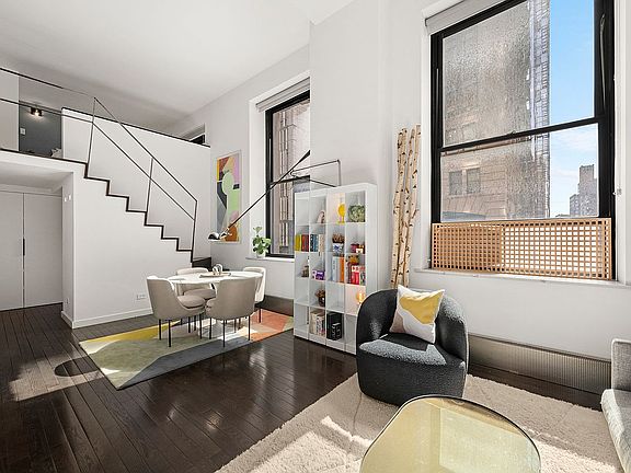 2nd image of 250 Mercer St APT D201