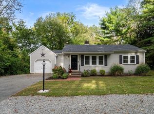 29 W Elm St, Pembroke, MA 02359