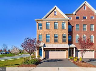23755 Hopewell Manor Ter, Ashburn, VA 20148