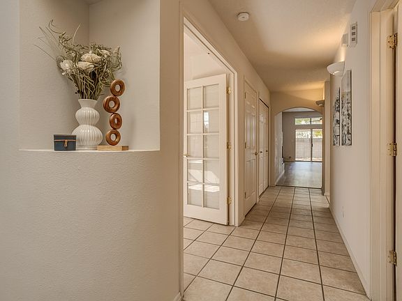4th image of 3419 Juan Tabo Blvd NE