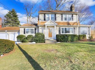42 Dry Hill Rd, Norwalk, CT 06851
