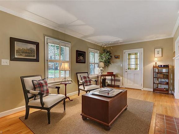 3rd image of 2508 Berkley Pl
