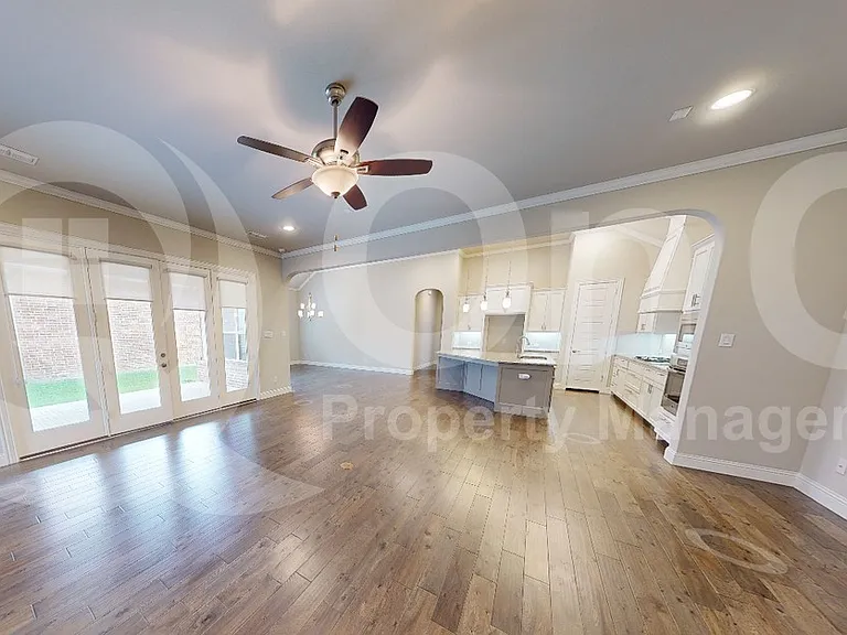 4213 Wellesley Ave — Photo 5