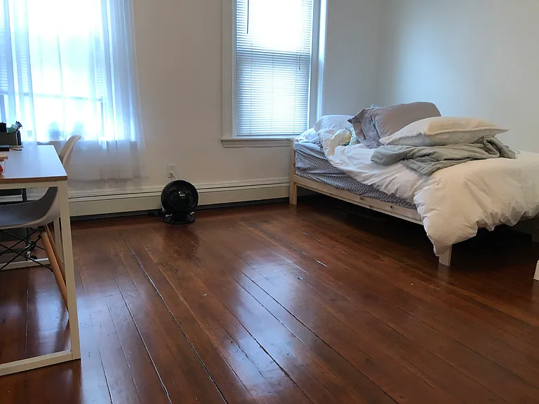 41 Cunard St #2 — Photo 13