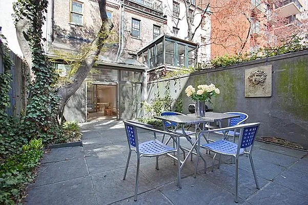 Sold by Leslie J. Garfield | media 8