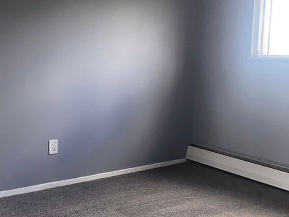 4th image of 17572 Lake Shore Blvd #L302