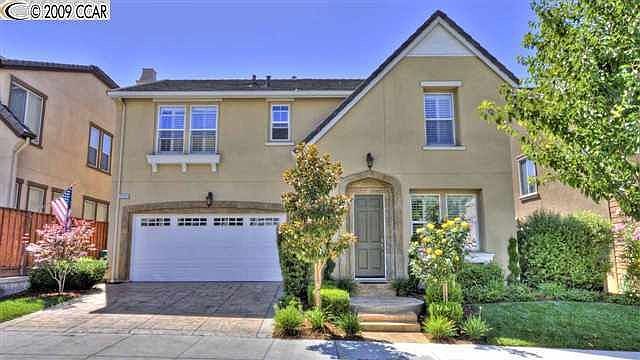 2nd image of 2533 Harlow Ln