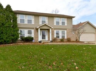 107 Rockwell Ct, Saint Charles, MO