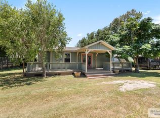 115 Beach Dr, Port Mansfield, TX 78598