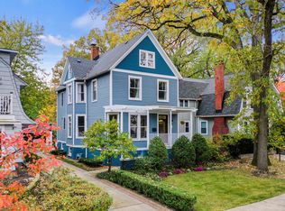 1005 Greenleaf Ave, Wilmette, IL 60091