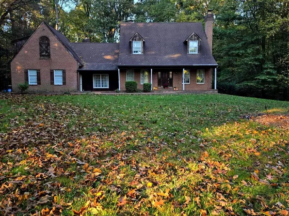 2202 Stockton Rd, Phoenix, MD 21131