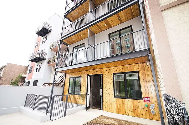 Rented by MySpaceNYC | media 5