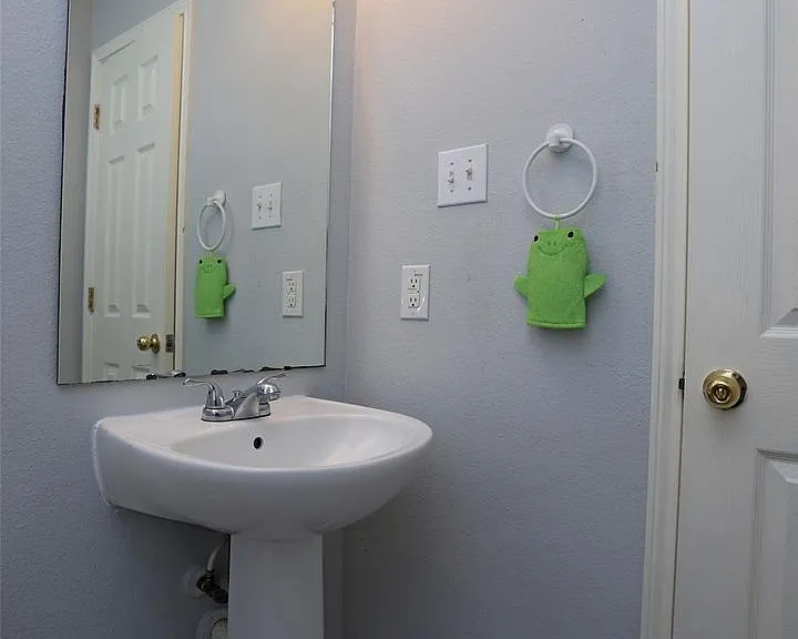 7518 Drifting Willow Ct — Photo 12