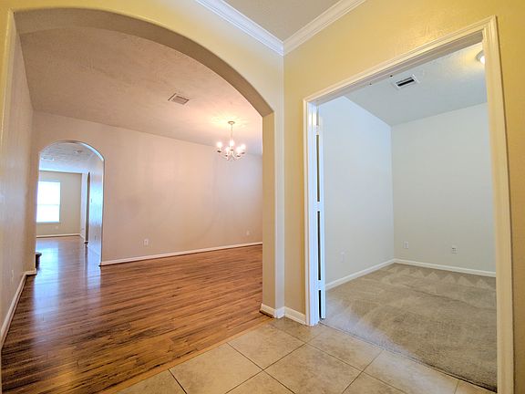 3rd image of 12306 Yukon Valley Ln