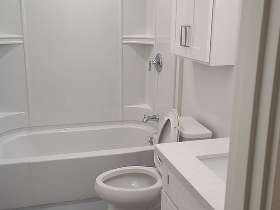 3rd image of 1226 Kinau St #108