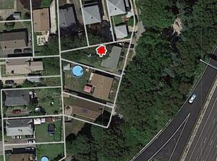 2 Doric Ave, Cranston, RI 02910