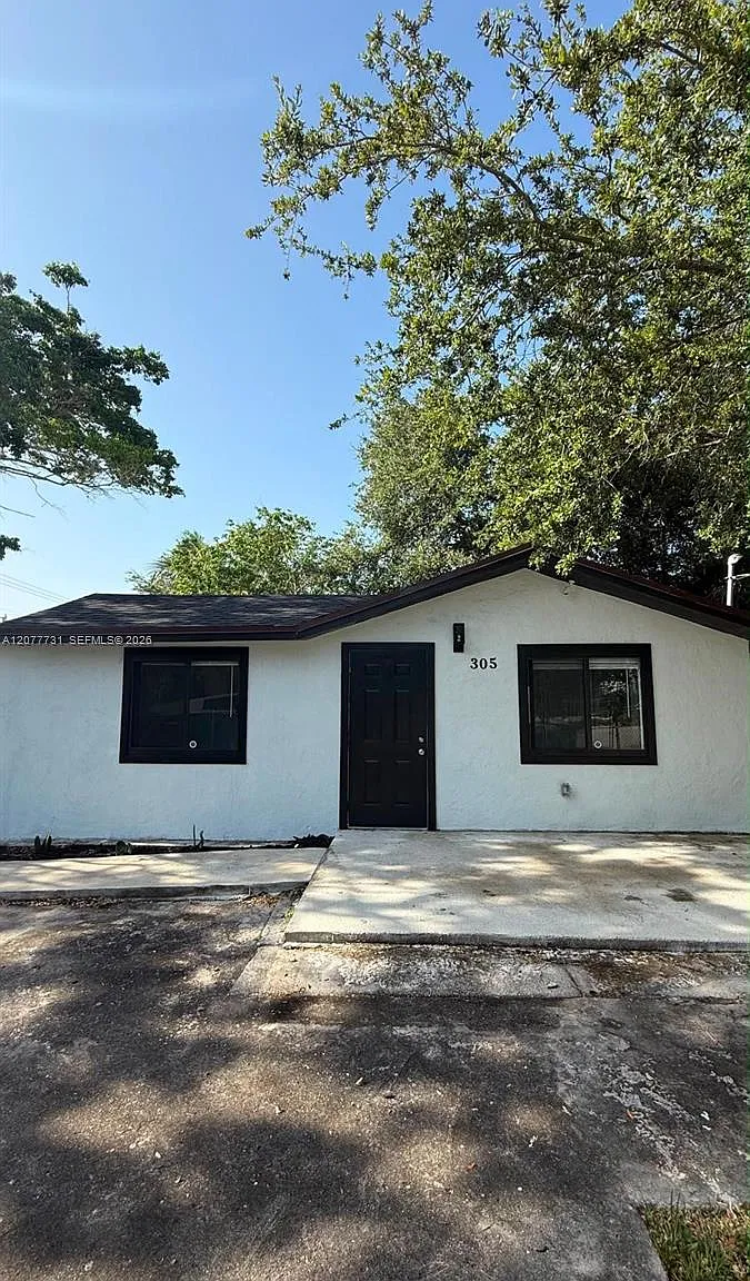 3 bed, 2.0 bath, $3,500 — Photo 1