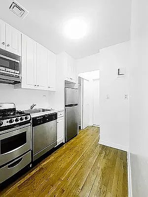 2nd image of 238 E 36th St APT 3C