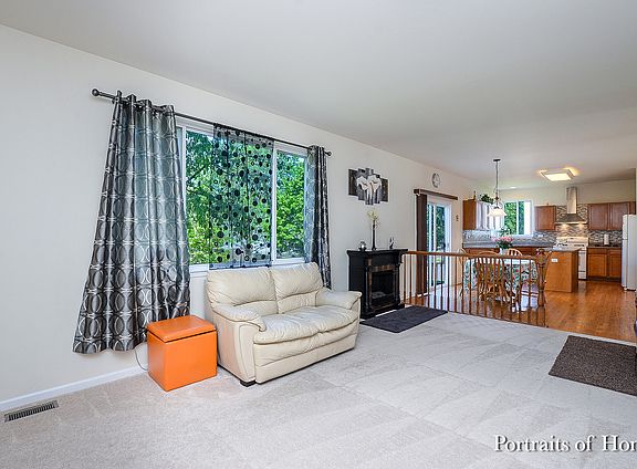 5th image of 1845 Stirling Ln