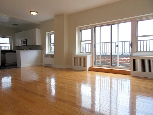Rented by Stonehenge NYC LLC | media 1