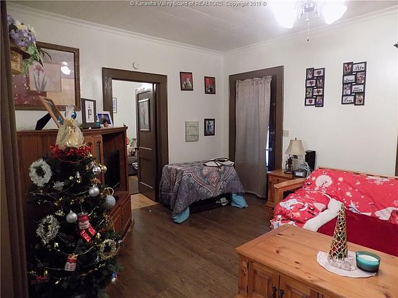 5th image of 112 Hastings St