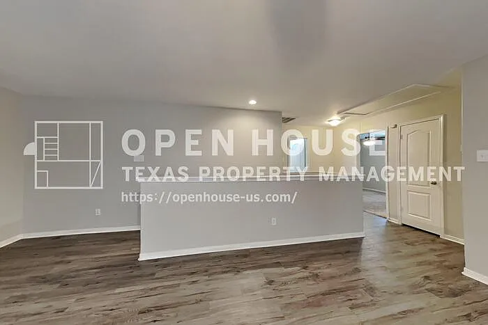 7906 Buffalo View Ln — Photo 20