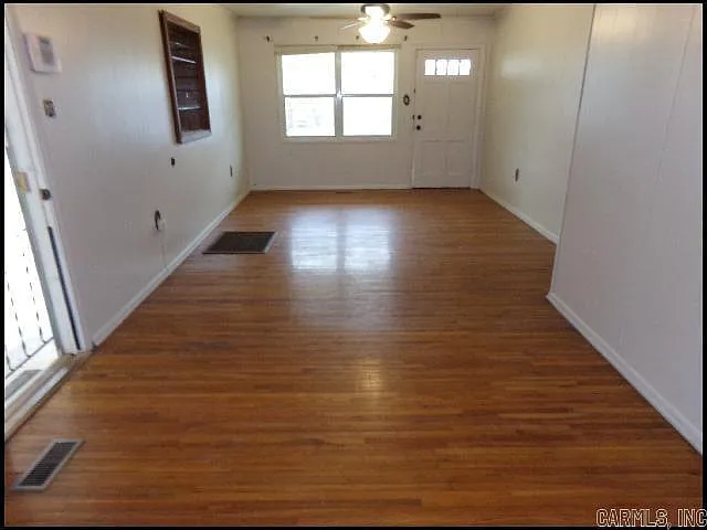 166 Tulane — Photo 3