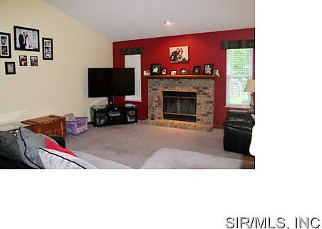 3rd image of 1024 Andra Dr
