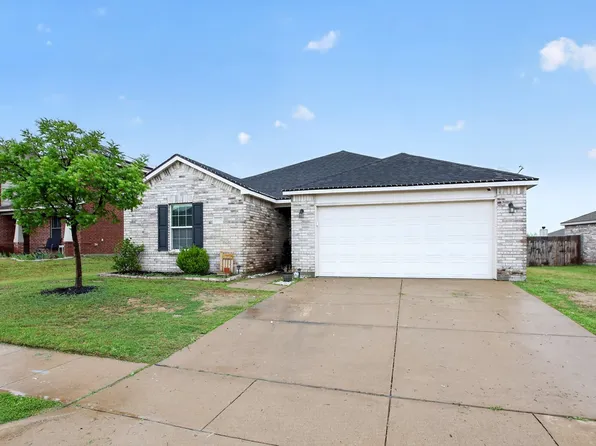1256 Boxwood Ln, Burleson, TX 76028